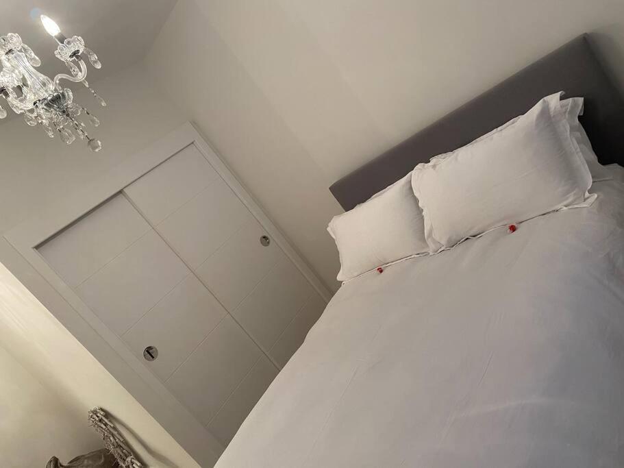 Unrivalled Location - Five Star - Worcester Apartment Ngoại thất bức ảnh