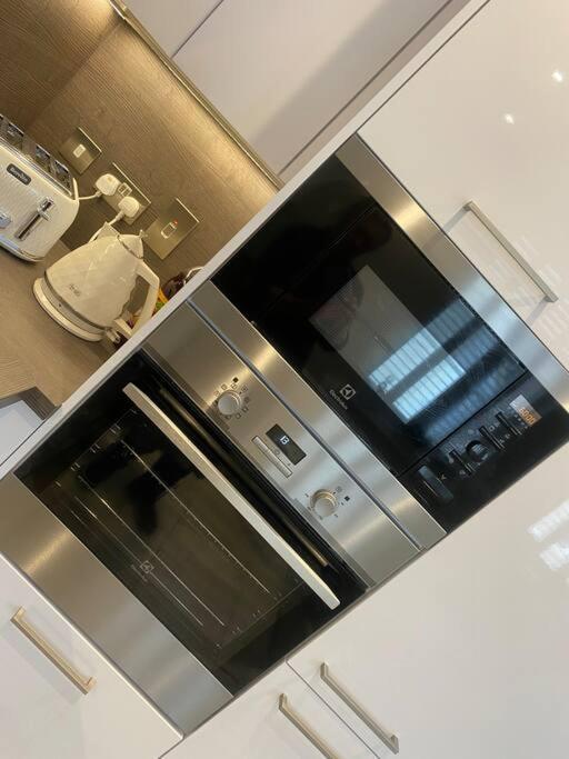 Unrivalled Location - Five Star - Worcester Apartment Ngoại thất bức ảnh